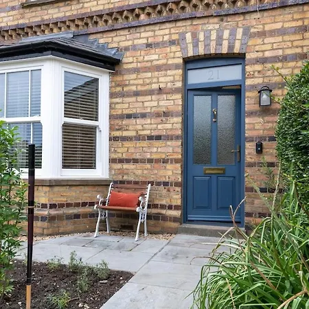 Norfolk House - Stamford Villa Exterior photo